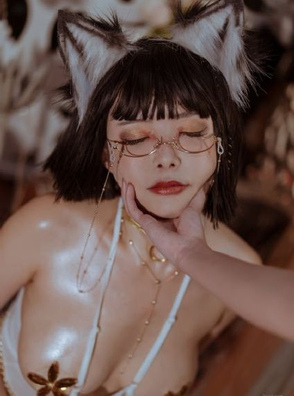 欧美变态深喉视频_暖暖免费观看视频