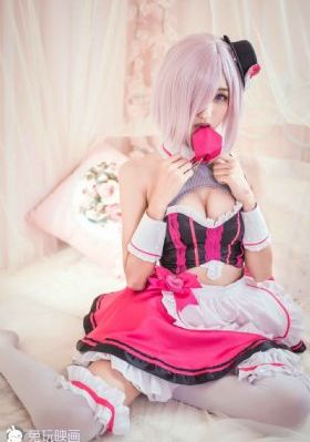欧美魔鬼身材女_在线播放高清