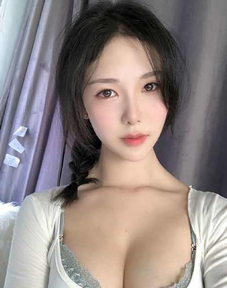 国产哪家新能汽车好_超清免费高清观看