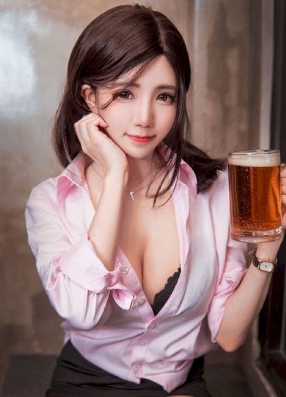 欧美巨大荫蒂茸毛毛人妖_BD韩语在线播放