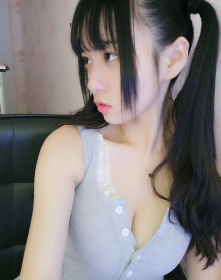 欧美少女大胆写真视频_剧情片电影完整版