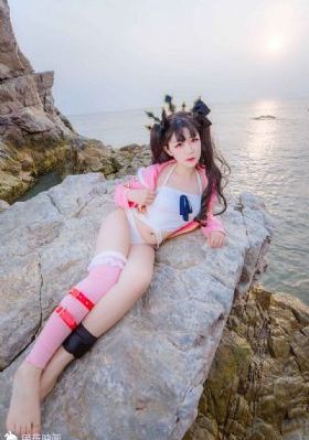 欧美衬衫街拍女_蓝光在线观看高清
