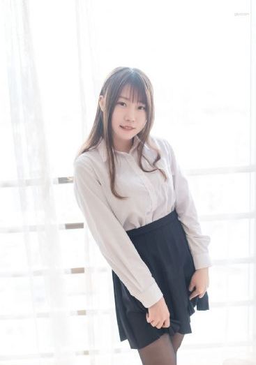 欧美少女风写真集_1080手机在线观看