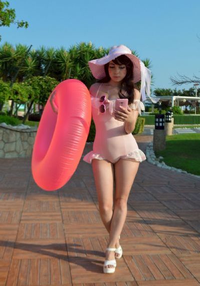 欧美真人写真图_BD国语电影完整版在线观看