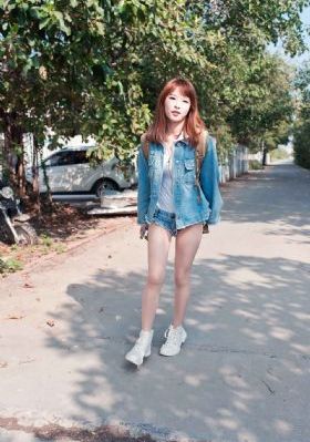 欧美生活性色_BD英语在线播放