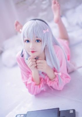 欧美风格头像背影_4K在线观看完整版