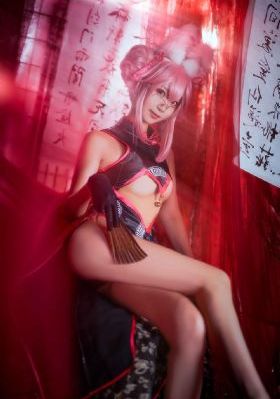 欧美美臀gif_蓝光完整在线观看